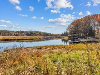 233 River St, Norwell, MA 02061