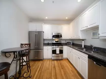 36 Tilden Commons Dr #36, Quincy, MA 02171