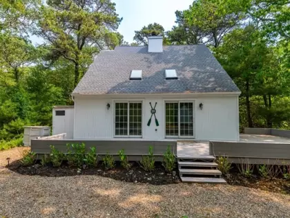 39 Prices Way, Edgartown, MA 02539