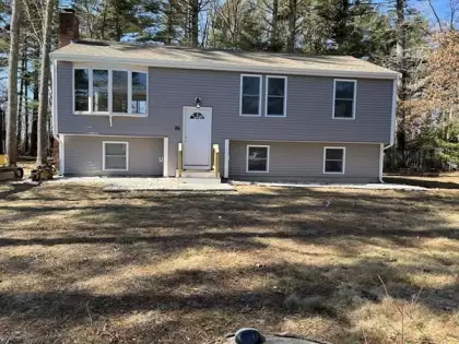 26 Great Meadow Dr, Carver, MA 02330