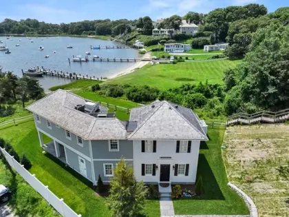 33 Oyster Place Road, Barnstable, MA 02635