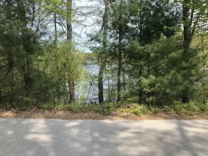  Little Sandy Pond Rd, Plymouth, MA 02360