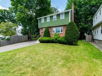 15 George Road, Quincy, MA 02170