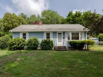 6 Brook View St, Fairhaven, MA 02719