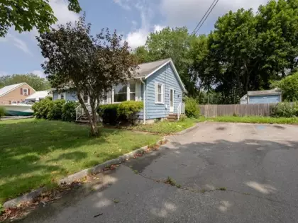 6 Brook View St, Fairhaven, MA 02719