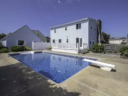 32 Ricketson St, New Bedford, MA 02744
