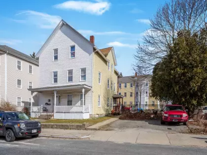 11 Ames Street, Worcester, MA 01610
