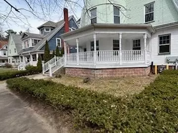 52 Monmouth St, Springfield, MA 01109