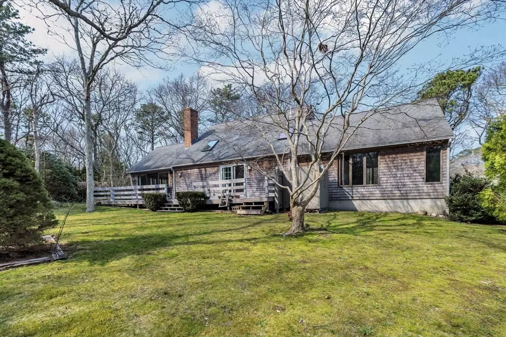 105 Old Toll Road, West Barnstable