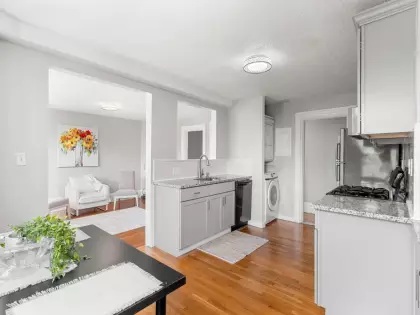 47 W Wyoming Ave #8, Melrose, MA 02176