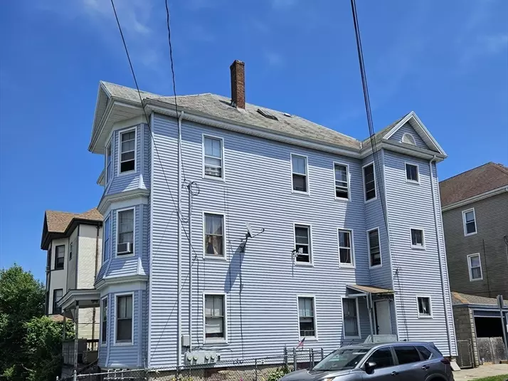 520 Coggeshall St, New Bedford, MA 02746
