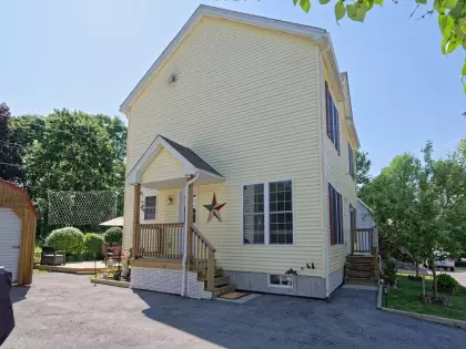 1 Foster Street, Leicester, MA 01542