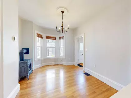 5 Evergreen Ave #5, Somerville, MA 02145