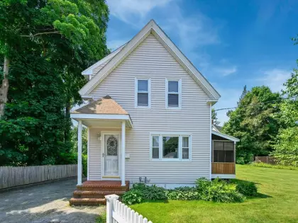 13 Forest Ave, Hudson, MA 01749