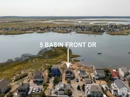 5 Basin Front Drive, Plum Island