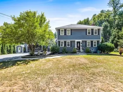 110 Maple, Stow, MA 01775