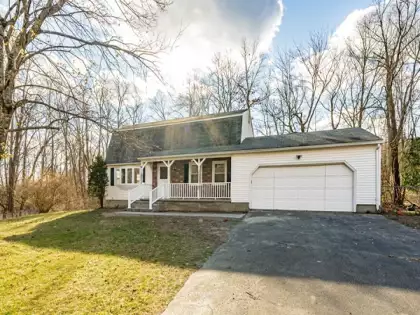 337 Gooseberry Rd, West Springfield, MA 01089