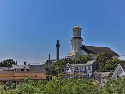 371-373 Commercial #10-6, Provincetown