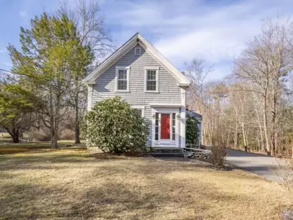 361 Plymouth St, Middleborough, MA 02346