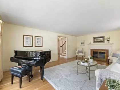 73 Thornberry Rd, Winchester, MA 01890