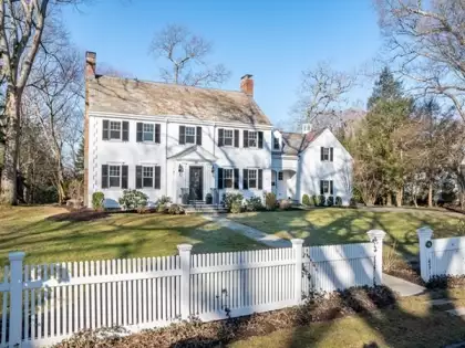 92 Old Colony Road, Wellesley, MA 02482