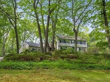 39 Miller Hill Rd, Dover, MA 02030