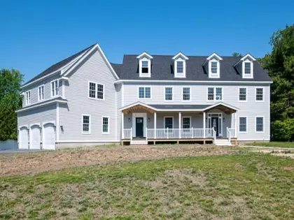 58 Woodworth Ln, Scituate, MA 02066