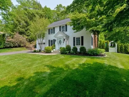 65 Old Colony Rd, Wellesley, MA 02481