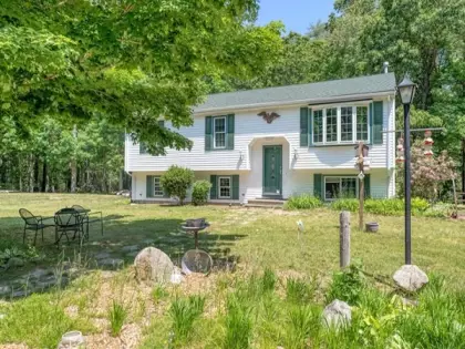 39 Katie Dr, Middleborough, MA 02346