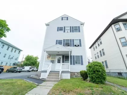 61 Houghton St, Worcester, MA 01604