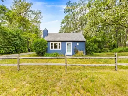 499 State Highway Route 6, Wellfleet, MA 02667