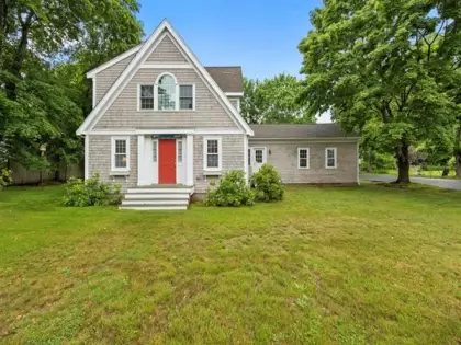 574 Front St, Marion, MA 02738