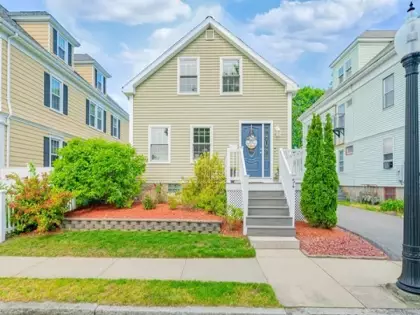 54 Tremont St, New Bedford, MA 02740