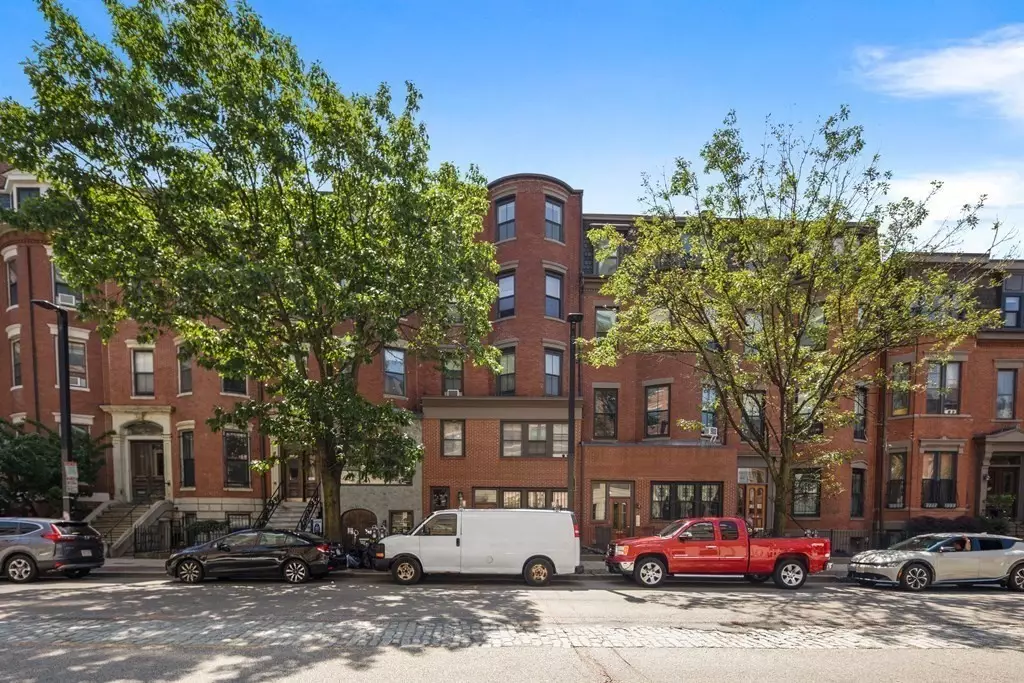 306 Columbus Ave #5, South End