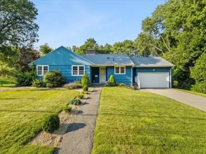 144 Gifford Ave, Somerset, MA 02726