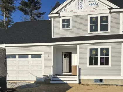 5 Hayley  Circle, Rochester, MA 02770