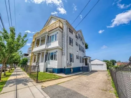 1147 Plymouth Ave, Fall River, MA 02721