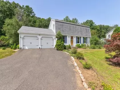 1008 Russell Rd, Westfield, MA 01085