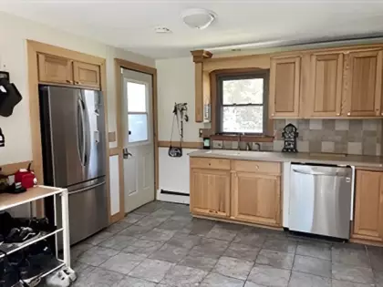 507 Tremont St, Rehoboth, MA 02769