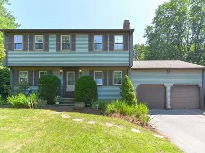 4 Kimberly Dr, Medway, MA 02053