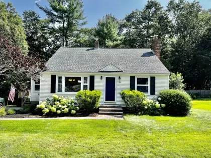 35 Mission Rd, Chelmsford, MA 01863