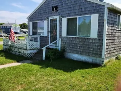 124 Taylor Ave, Plymouth, MA 02360