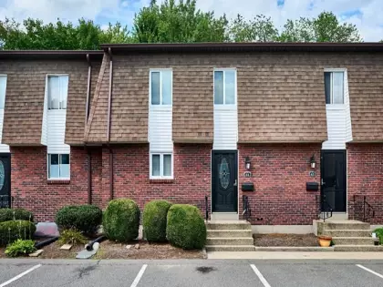 20 Lawrence Ave #44, South Hadley, MA 01075