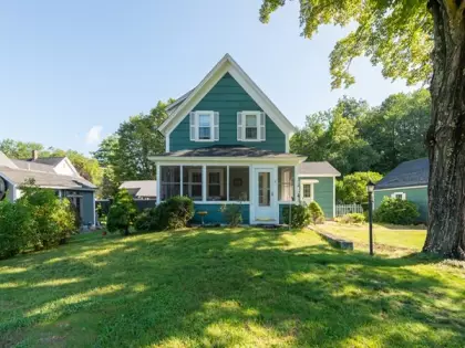 6 Smith St, Townsend, MA 01469