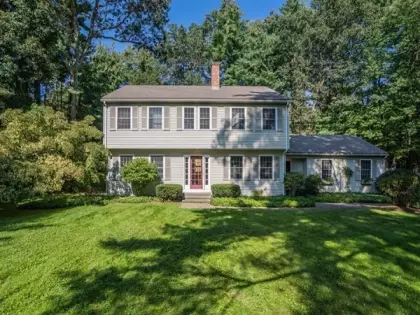 18 Bayberry Lane, Amherst, MA 01002
