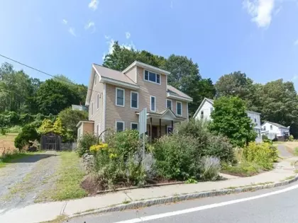49 State St, Buckland, MA 01370