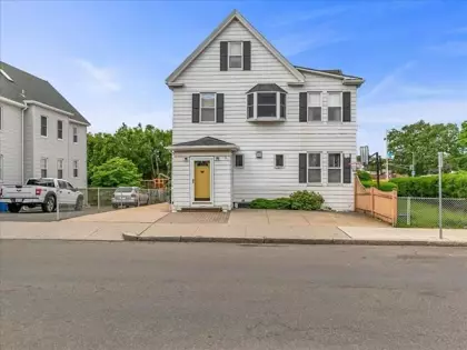 3 Almont St, Winthrop, MA 02152