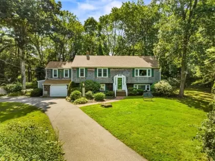 14 Bishops Ln, Scituate, MA 02066