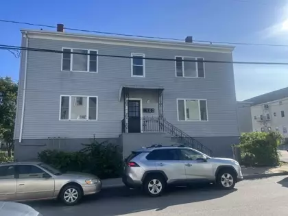 135 Snell St, Fall River, MA 02721
