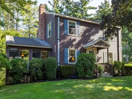 2 Victor Dr, Ayer, MA 01432